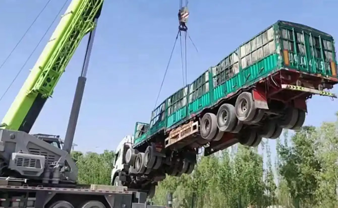 阜康道路脱困救援案例
